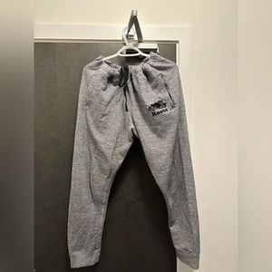 Roots pants